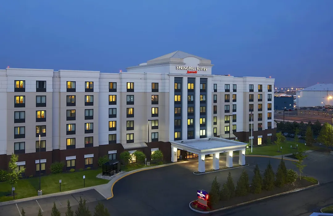 Springhill Suites By Marriott Newark International Airport-1