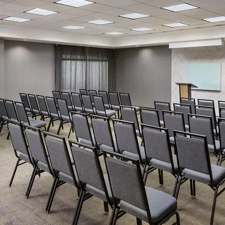 Springhill Suites By Marriott Newark International Airport-3
